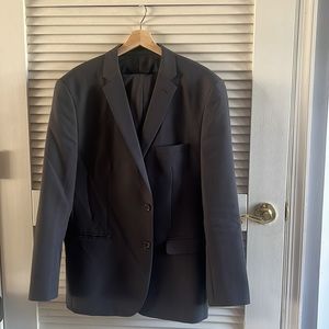 Alain Dupetit, 44R/37W, mens suit, charcoal gray